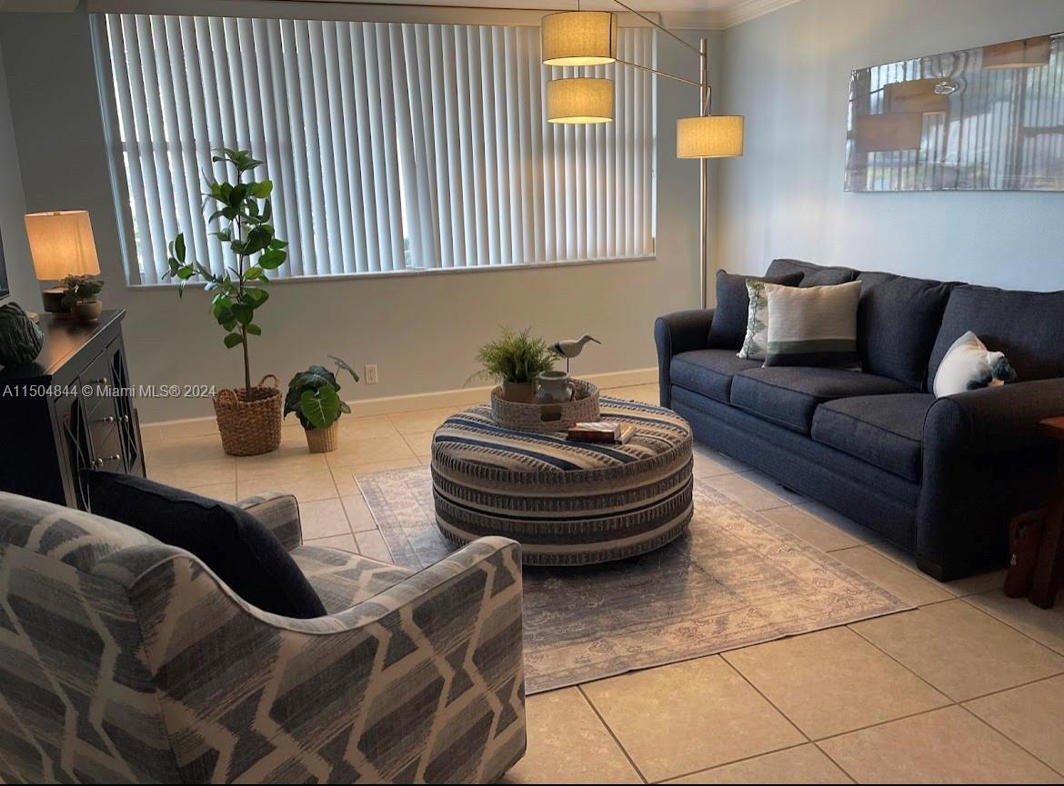 3180 S Ocean Dr 122, Hallandale Beach, Florida 33009, 1 Bedroom Bedrooms, ,1 BathroomBathrooms,Residential,For Sale,3180 S Ocean Dr 122,A11504844