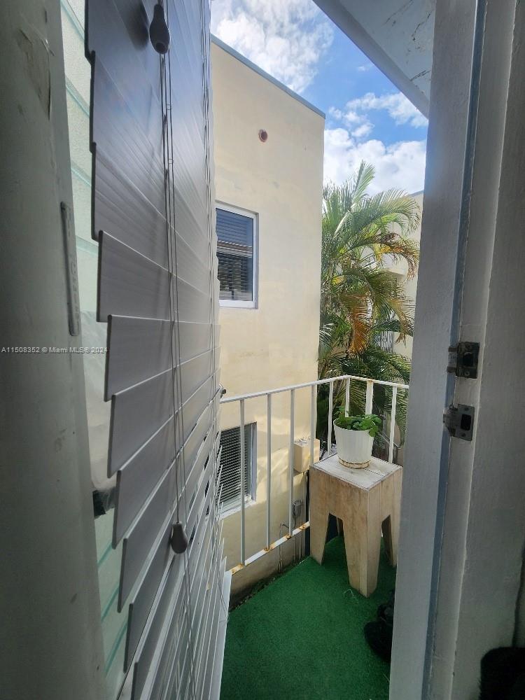 932 Euclid Ave 7, Miami Beach, Florida 33139, 1 Bedroom Bedrooms, ,1 BathroomBathrooms,Residential,For Sale,932 Euclid Ave 7,A11508352