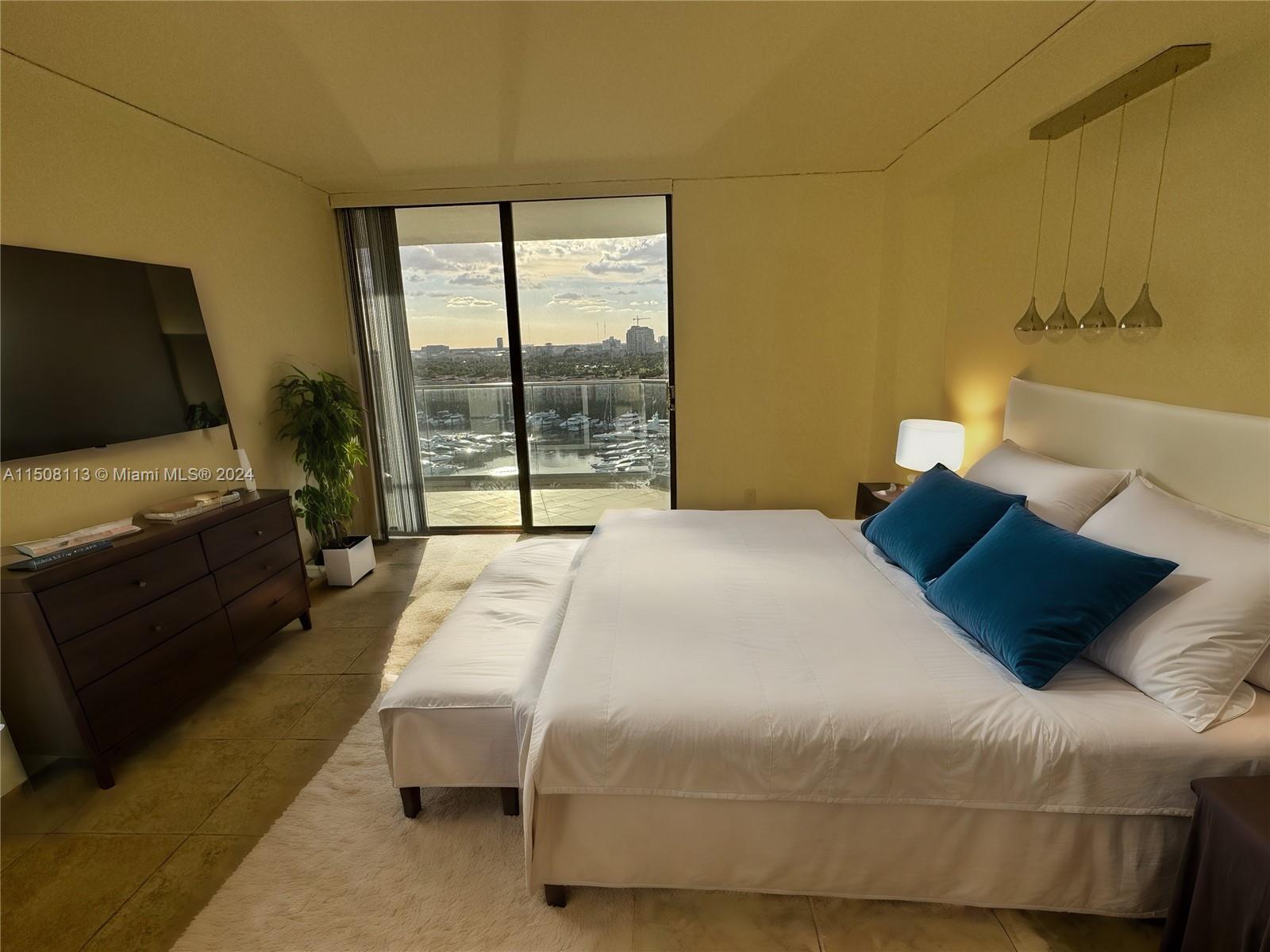 19707 Turnberry Way 14C, Aventura, Florida 33180, 1 Bedroom Bedrooms, ,1 BathroomBathrooms,Residentiallease,For Rent,19707 Turnberry Way 14C,A11508113