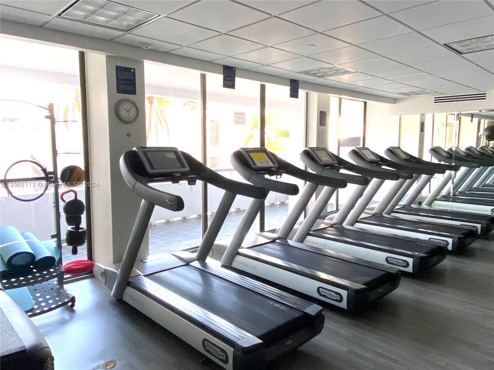 19707 Turnberry Way 14C, Aventura, Florida 33180, 1 Bedroom Bedrooms, ,1 BathroomBathrooms,Residentiallease,For Rent,19707 Turnberry Way 14C,A11508113