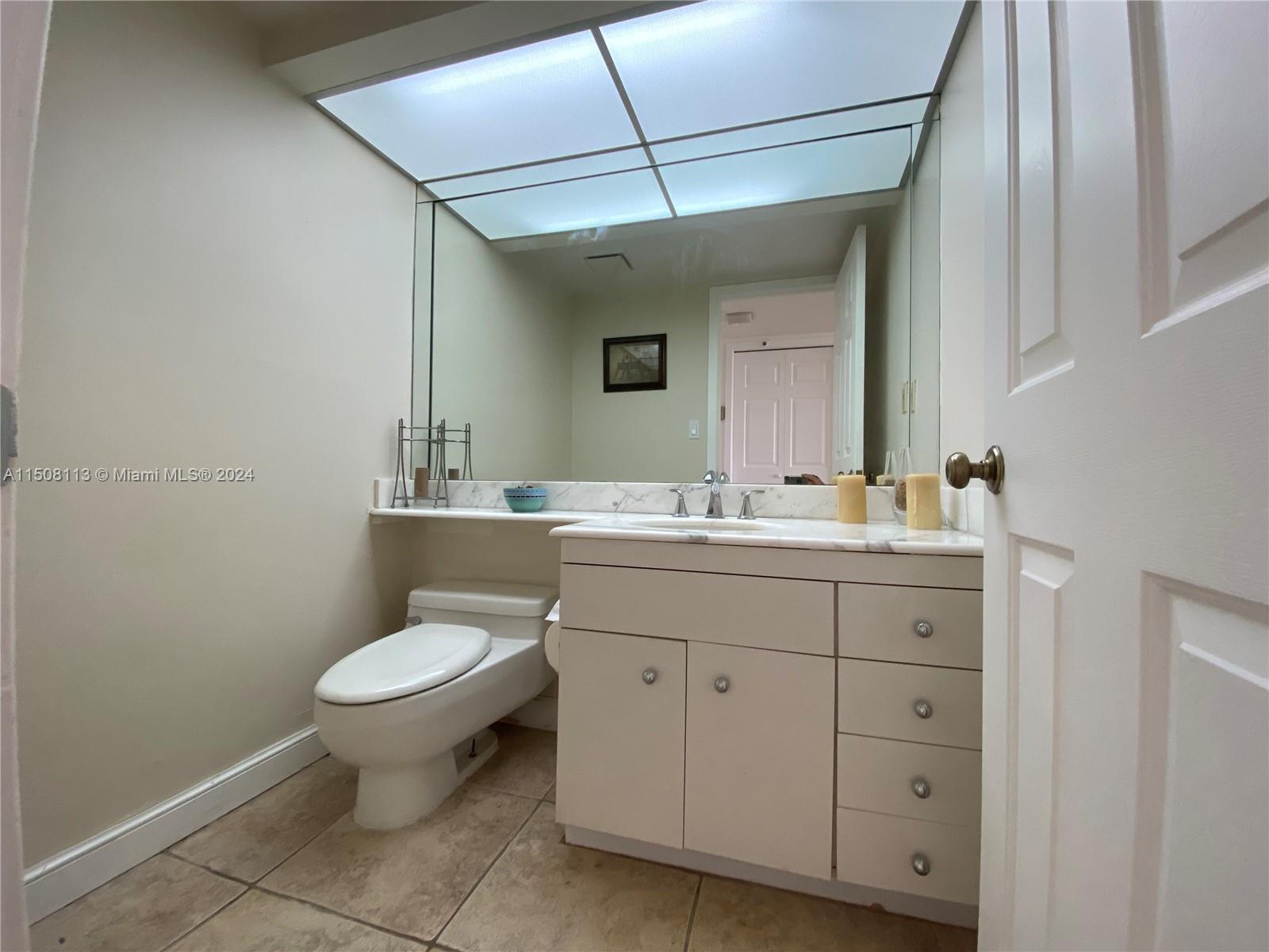 19707 Turnberry Way 14C, Aventura, Florida 33180, 1 Bedroom Bedrooms, ,1 BathroomBathrooms,Residentiallease,For Rent,19707 Turnberry Way 14C,A11508113