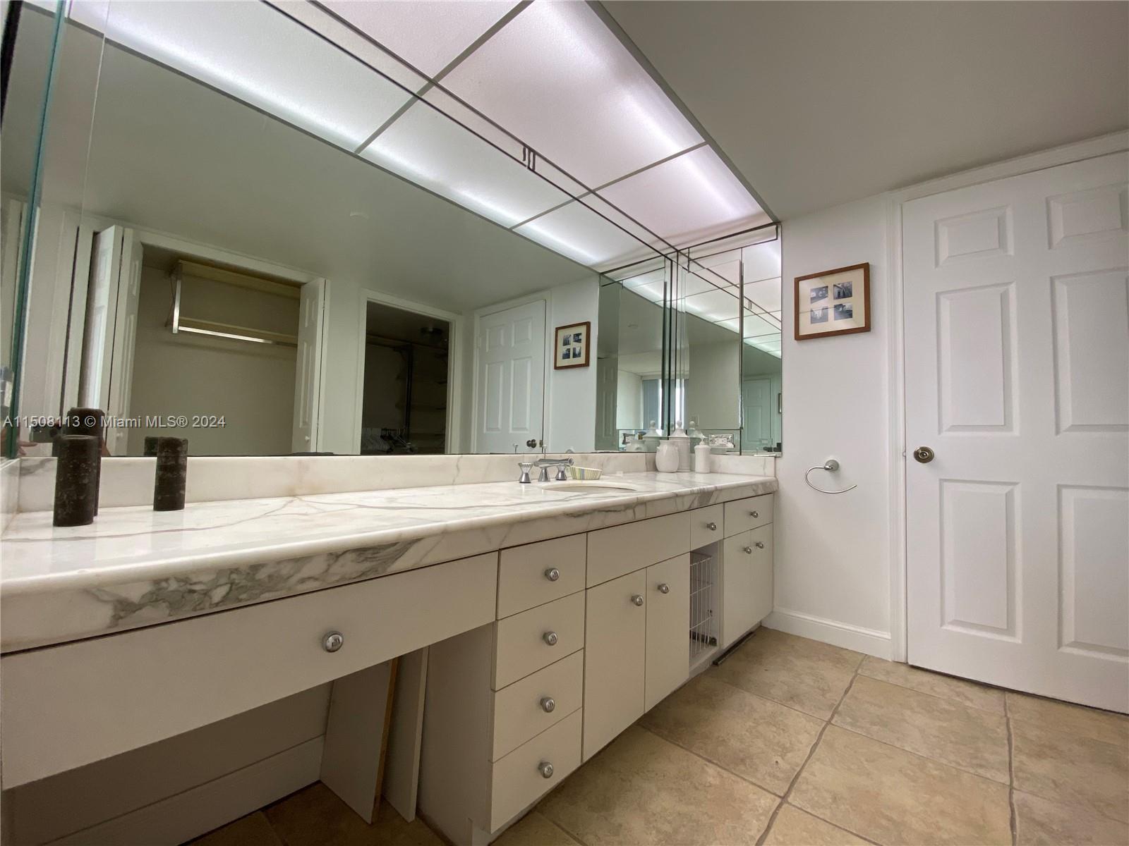 19707 Turnberry Way 14C, Aventura, Florida 33180, 1 Bedroom Bedrooms, ,1 BathroomBathrooms,Residentiallease,For Rent,19707 Turnberry Way 14C,A11508113