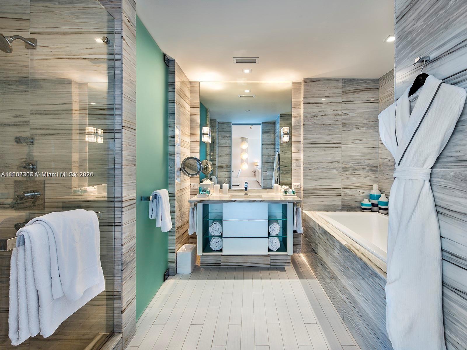 2201 Collins Ave 1519, Miami Beach, Florida 33139, 2 Bedrooms Bedrooms, ,1 BathroomBathrooms,Residential,For Sale,2201 Collins Ave 1519,A11508307