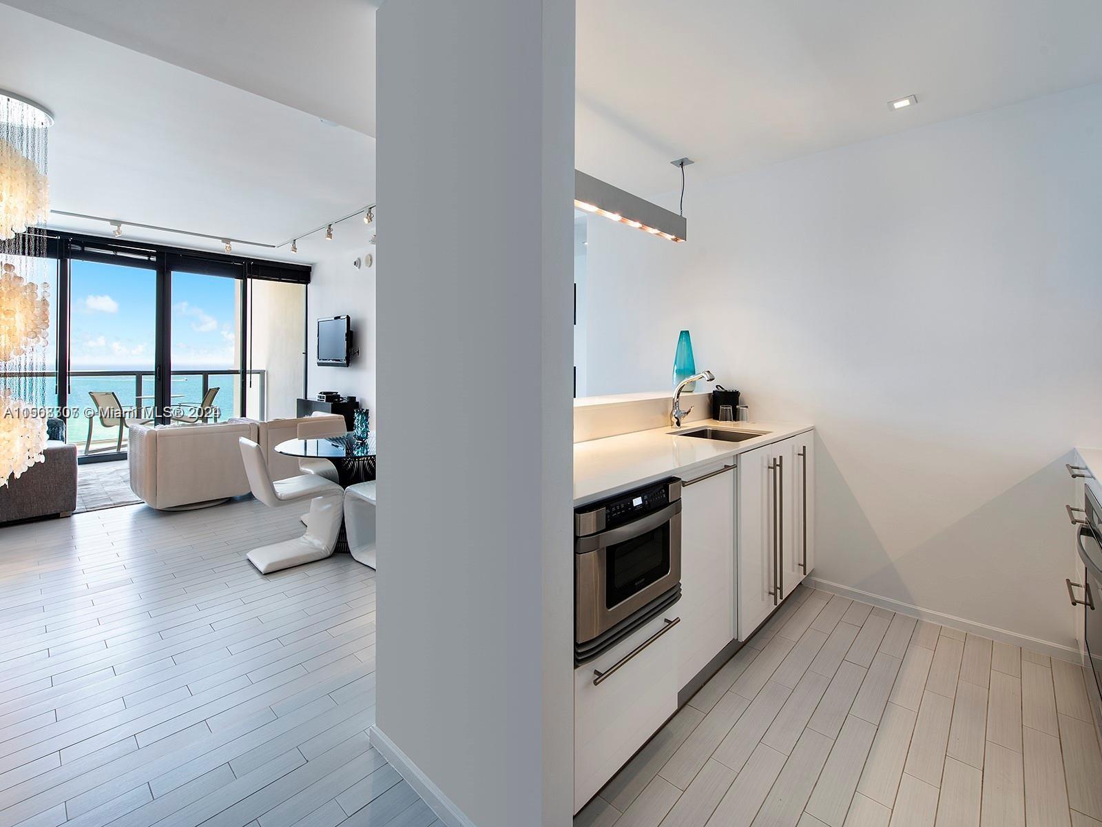 2201 Collins Ave 1519, Miami Beach, Florida 33139, 2 Bedrooms Bedrooms, ,1 BathroomBathrooms,Residential,For Sale,2201 Collins Ave 1519,A11508307