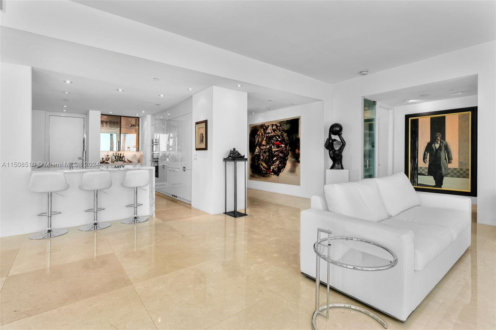 5959 Collins Ave 1102, Miami Beach, Florida 33140, 3 Bedrooms Bedrooms, ,4 BathroomsBathrooms,Residential,For Sale,5959 Collins Ave 1102,A11508510
