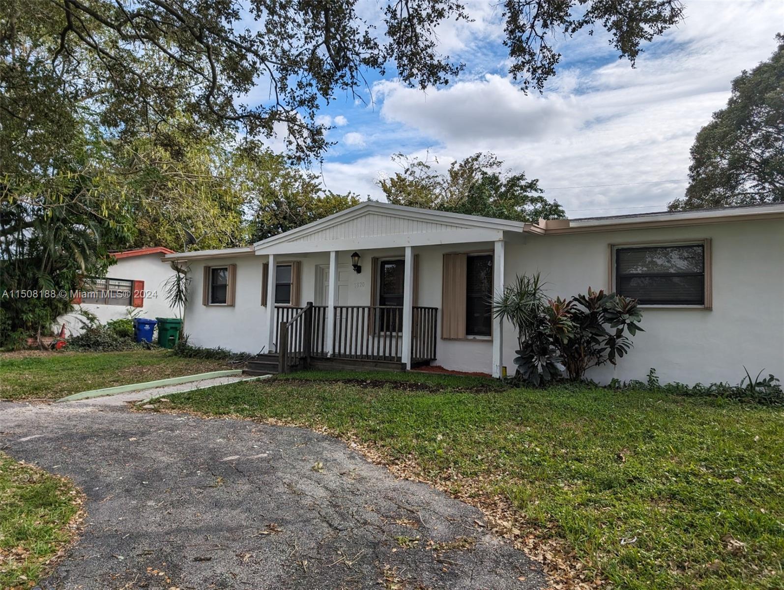 7820  Meridian St  For Sale A11508188, FL