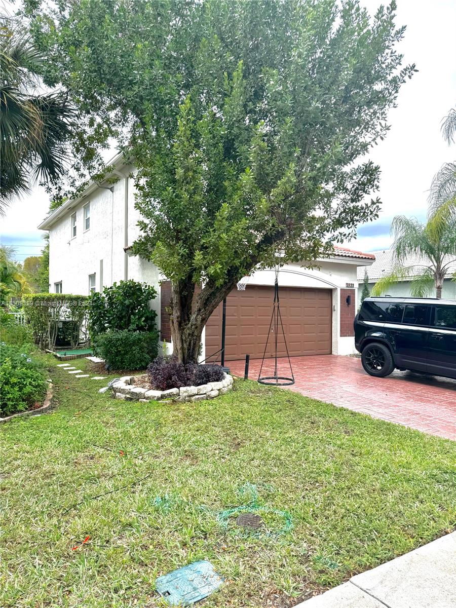 7833 70th Ave, Parkland, FL, 33067 United States, 5 Bedrooms Bedrooms, ,2 BathroomsBathrooms,Residential,For Sale,70th Ave,A11508189