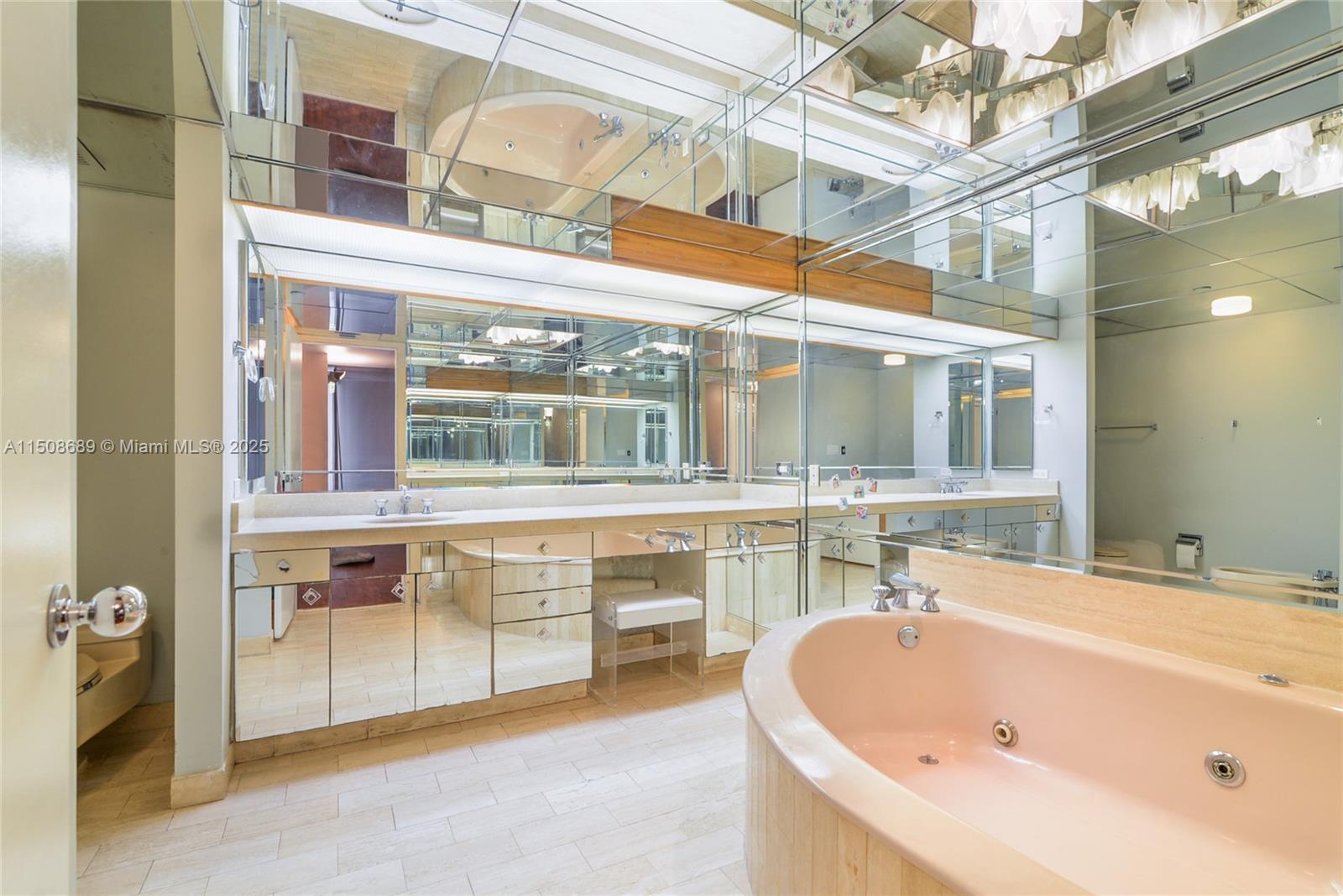 19355 Turnberry Way 19F, Aventura, Florida 33180, 2 Bedrooms Bedrooms, ,2 BathroomsBathrooms,Residential,For Sale,19355 Turnberry Way 19F,A11508689