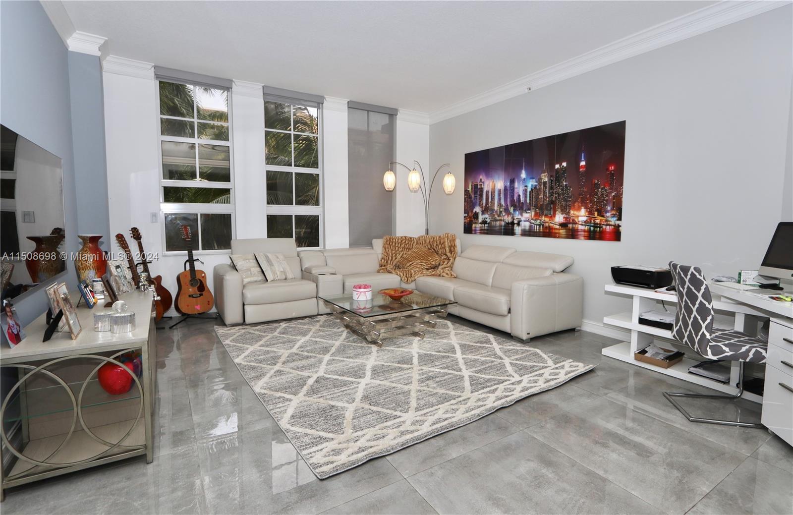 3001 185th St, Aventura, FL, 33180 United States, 1 Bedroom Bedrooms, ,1 BathroomBathrooms,Residential,For Sale,185th St,A11508698