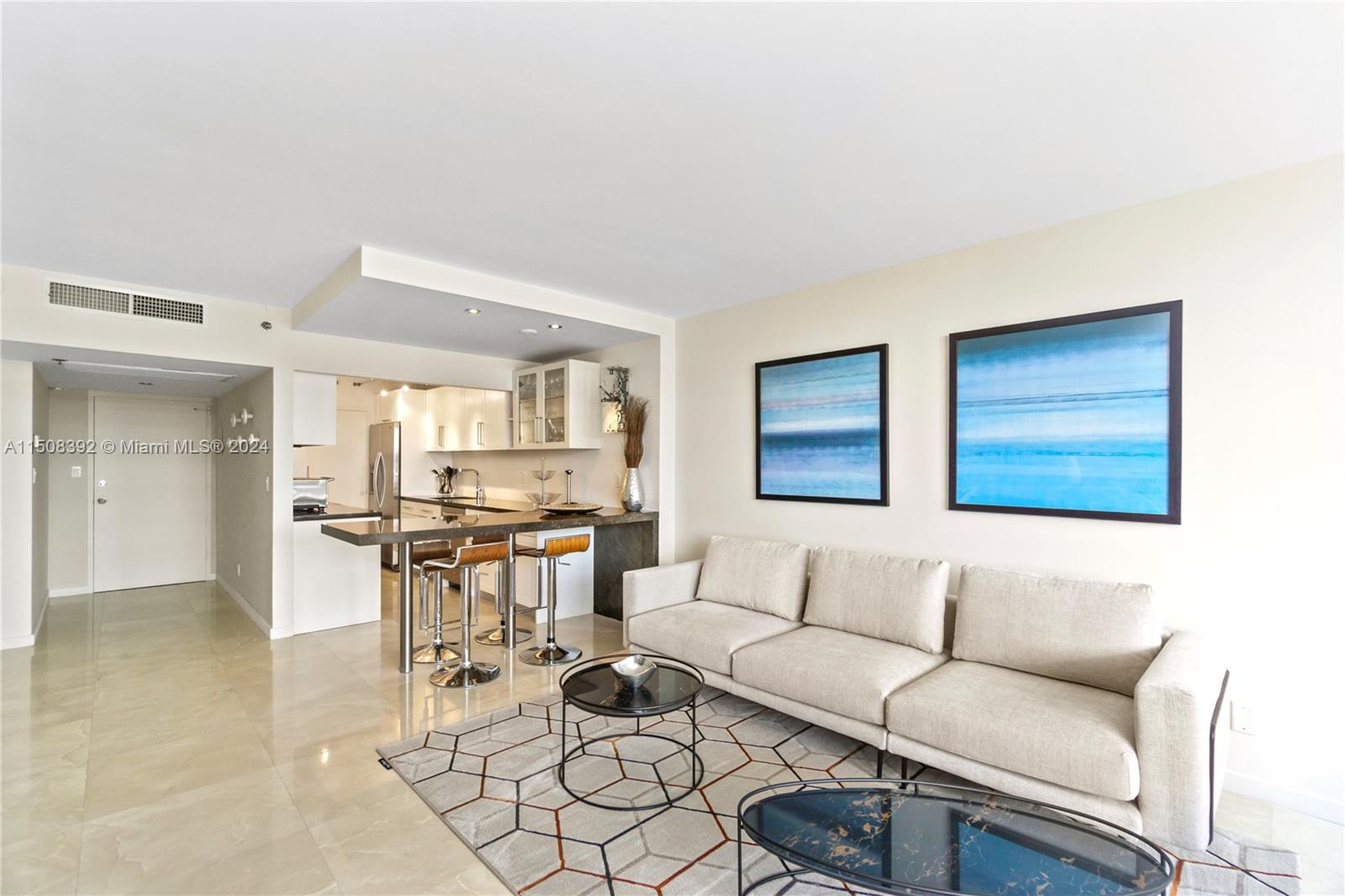 100 Lincoln Rd 1202, Miami Beach, Florida 33139, 1 Bedroom Bedrooms, ,1 BathroomBathrooms,Residentiallease,For Rent,100 Lincoln Rd 1202,A11508392