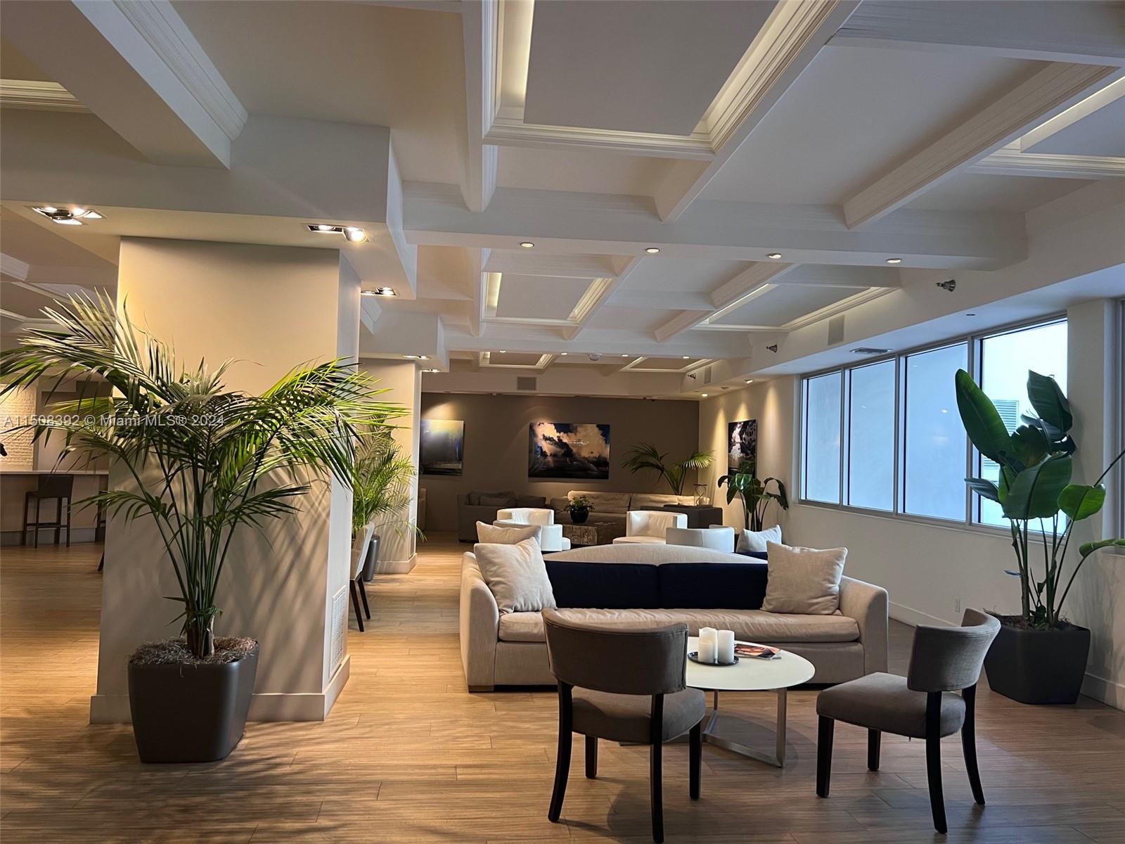 100 Lincoln Rd 1202, Miami Beach, Florida 33139, 1 Bedroom Bedrooms, ,1 BathroomBathrooms,Residentiallease,For Rent,100 Lincoln Rd 1202,A11508392