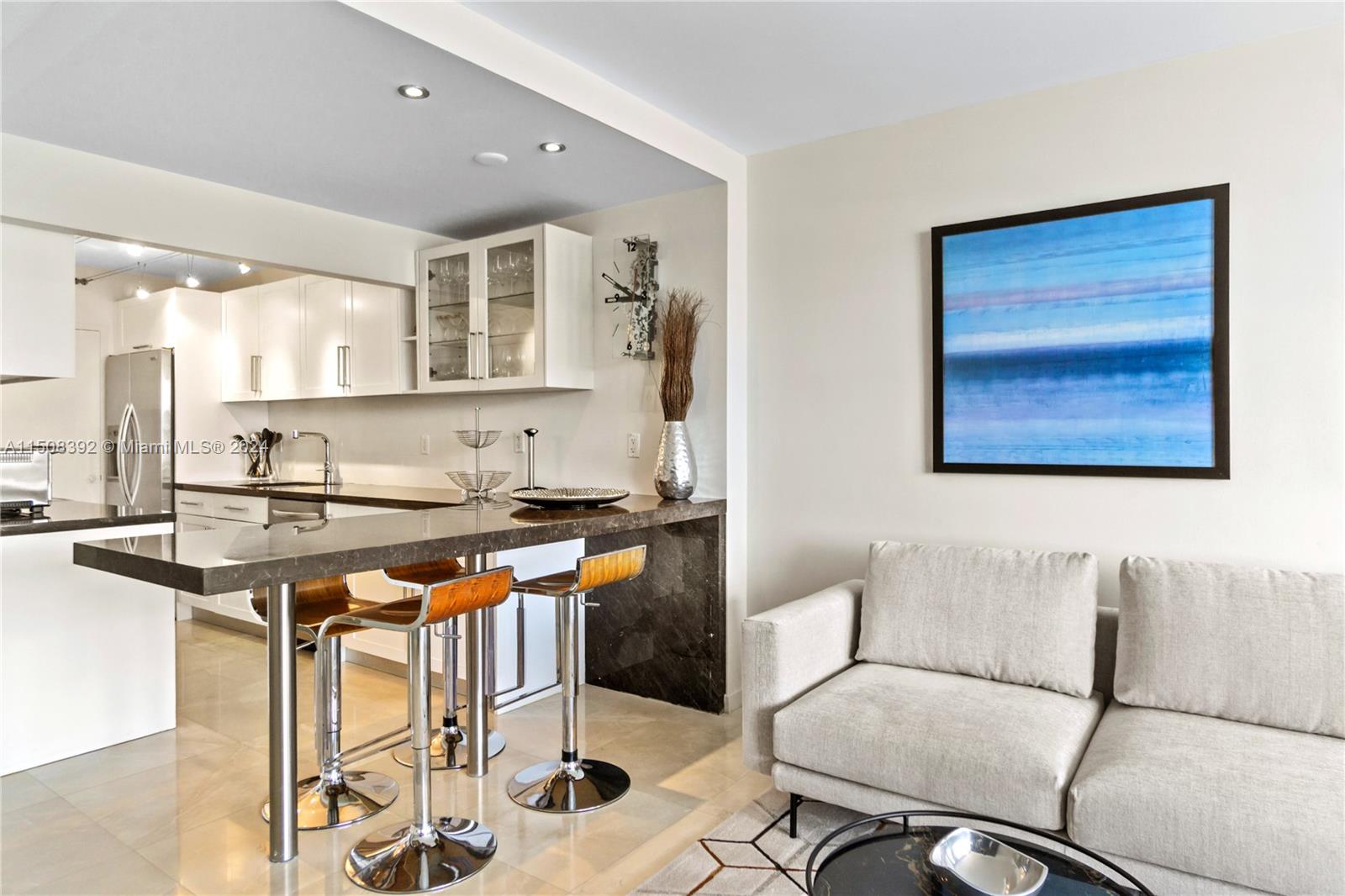 100 Lincoln Rd 1202, Miami Beach, Florida 33139, 1 Bedroom Bedrooms, ,1 BathroomBathrooms,Residentiallease,For Rent,100 Lincoln Rd 1202,A11508392