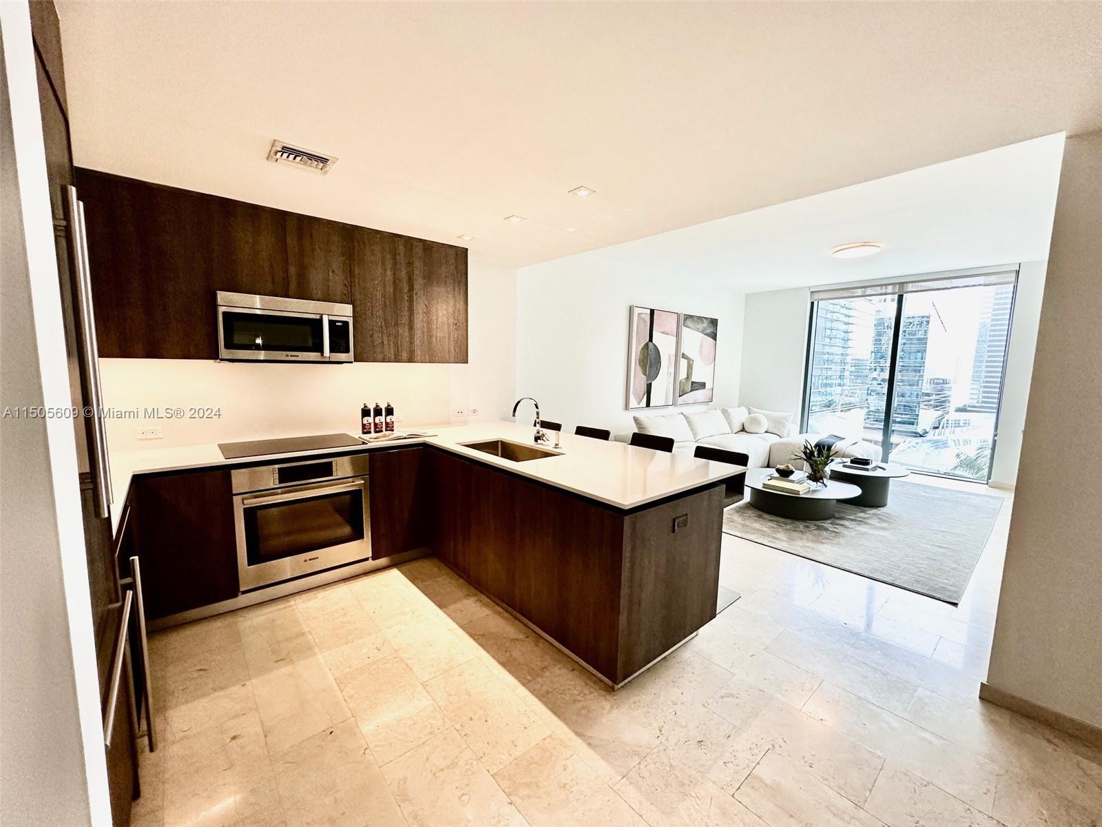 88 SW 7th St 1103, Miami, Florida 33130, 2 Bedrooms Bedrooms, ,2 BathroomsBathrooms,Residential,For Sale,88 SW 7th St 1103,A11505609