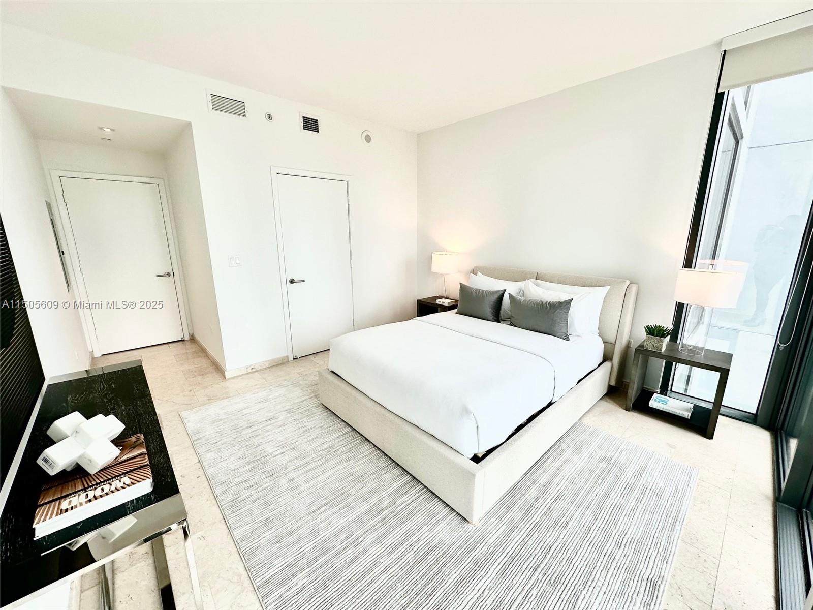 88 SW 7th St 1103, Miami, Florida 33130, 2 Bedrooms Bedrooms, ,2 BathroomsBathrooms,Residential,For Sale,88 SW 7th St 1103,A11505609