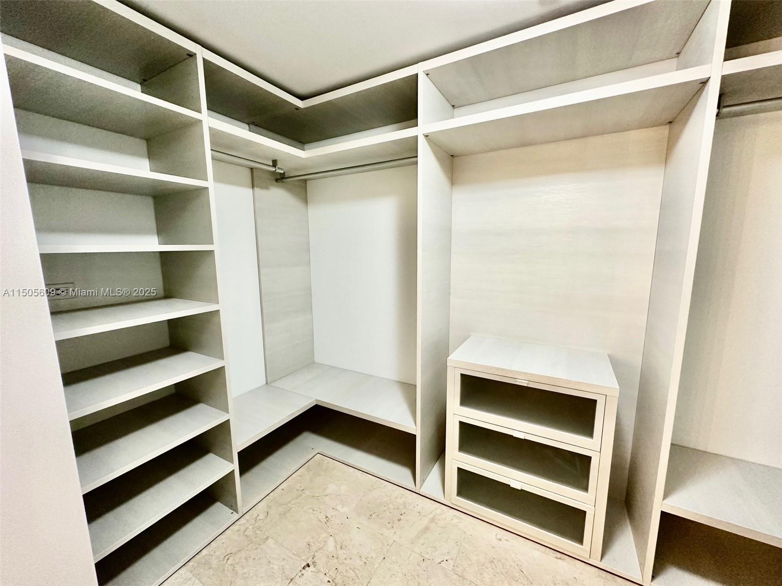 88 SW 7th St 1103, Miami, Florida 33130, 2 Bedrooms Bedrooms, ,2 BathroomsBathrooms,Residential,For Sale,88 SW 7th St 1103,A11505609