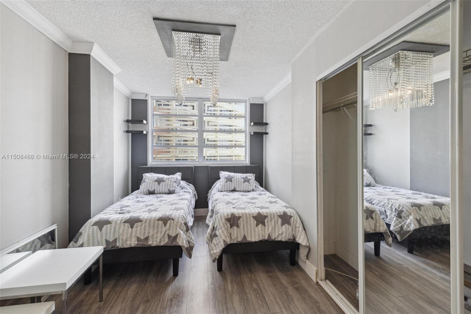 1833 S Ocean Dr 405, Hallandale Beach, Florida 33009, 1 Bedroom Bedrooms, ,1 BathroomBathrooms,Residential,For Sale,1833 S Ocean Dr 405,A11508468