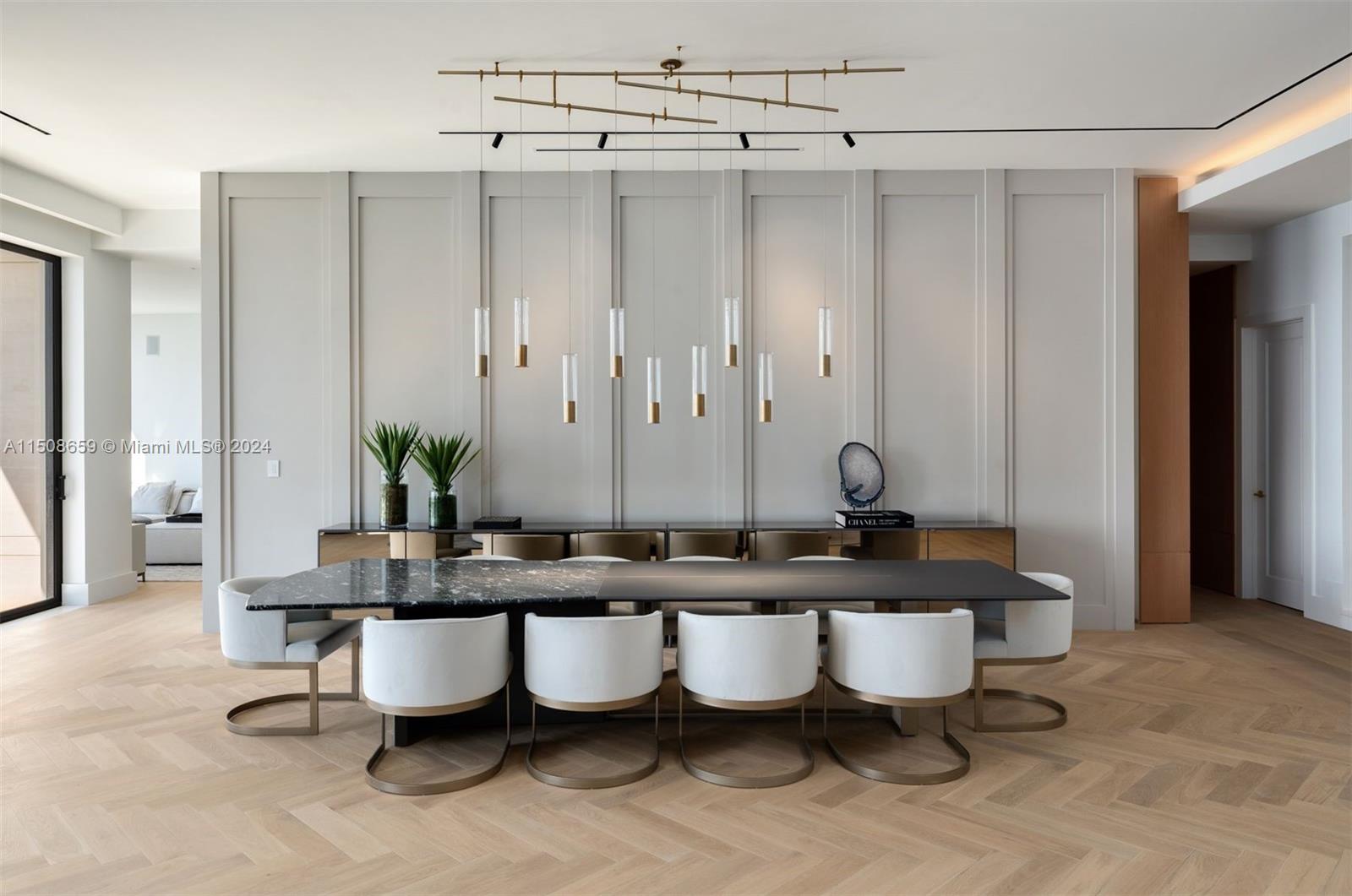 5310 N Bay Rd, Miami Beach, Florida 33140, 6 Bedrooms Bedrooms, ,8 BathroomsBathrooms,Residential,For Sale,5310 N Bay Rd,A11508659