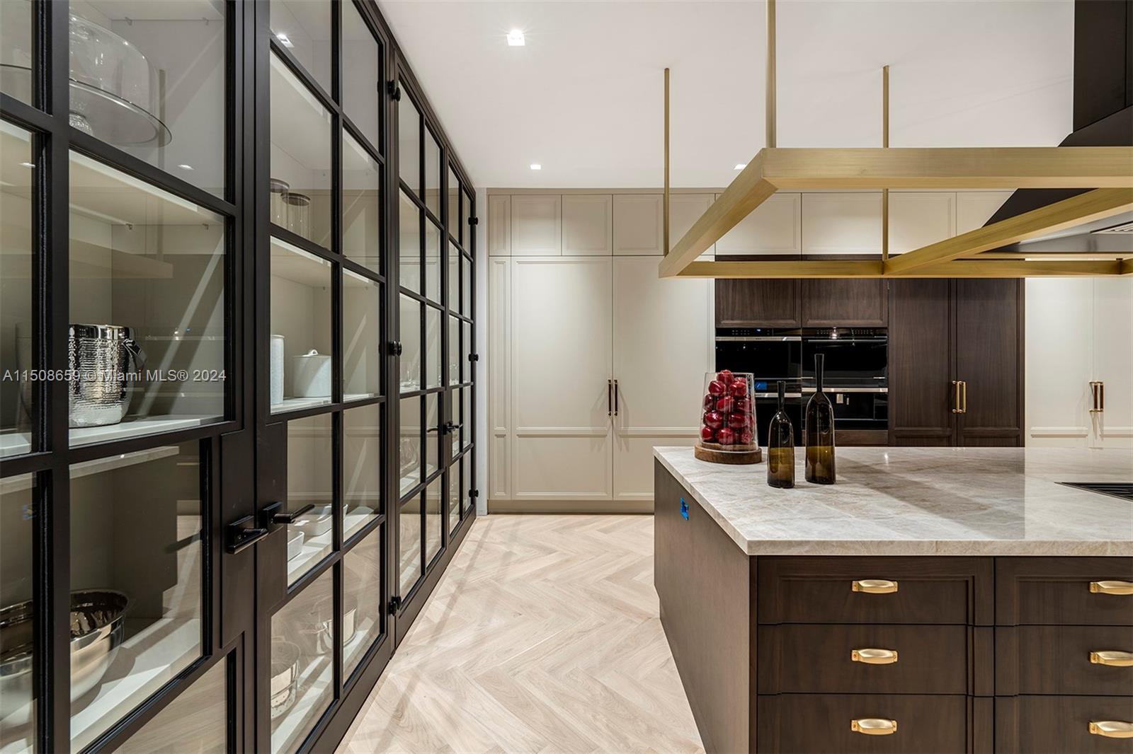 5310 N Bay Rd, Miami Beach, Florida 33140, 6 Bedrooms Bedrooms, ,8 BathroomsBathrooms,Residential,For Sale,5310 N Bay Rd,A11508659