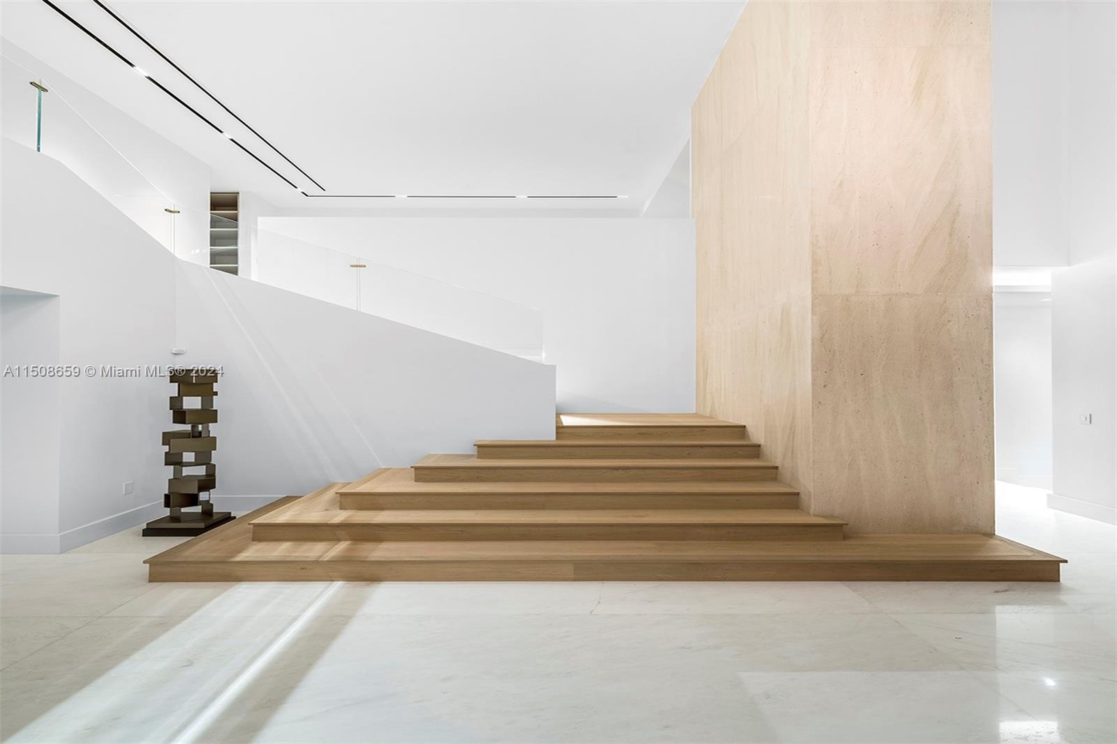 5310 N Bay Rd, Miami Beach, Florida 33140, 6 Bedrooms Bedrooms, ,8 BathroomsBathrooms,Residential,For Sale,5310 N Bay Rd,A11508659