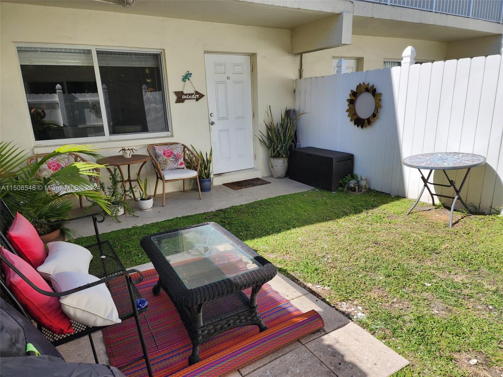 1878 NE 46th St C3, Fort Lauderdale, Florida 33308, 1 Bedroom Bedrooms, ,1 BathroomBathrooms,Residentiallease,For Rent,1878 NE 46th St C3,A11508548
