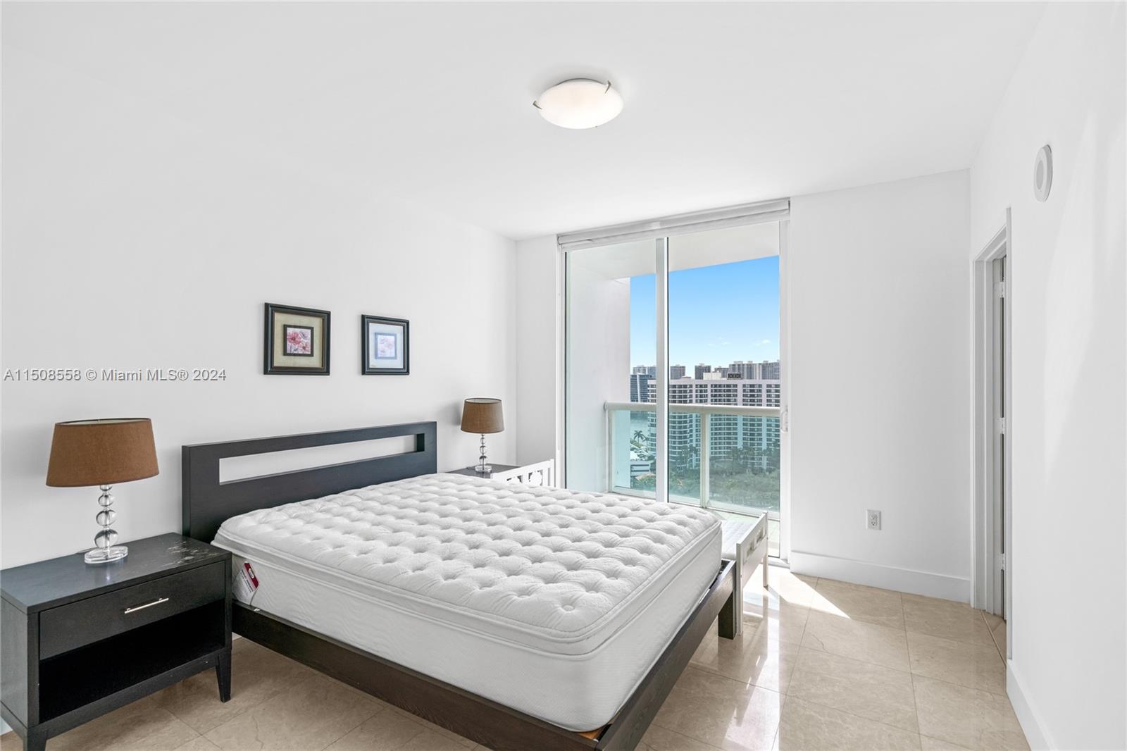 19400 Turnberry Way 1731, Aventura, Florida 33180, 3 Bedrooms Bedrooms, ,3 BathroomsBathrooms,Residentiallease,For Rent,19400 Turnberry Way 1731,A11508558