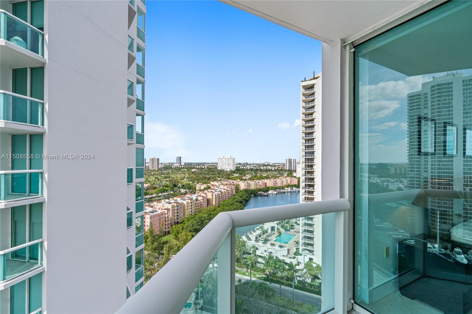 19400 Turnberry Way 1731, Aventura, Florida 33180, 3 Bedrooms Bedrooms, ,3 BathroomsBathrooms,Residentiallease,For Rent,19400 Turnberry Way 1731,A11508558