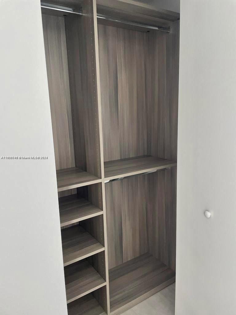 121 NE 34th St 2015, Miami, Florida 33137, 1 Bedroom Bedrooms, ,1 BathroomBathrooms,Residential,For Sale,121 NE 34th St 2015,A11508746