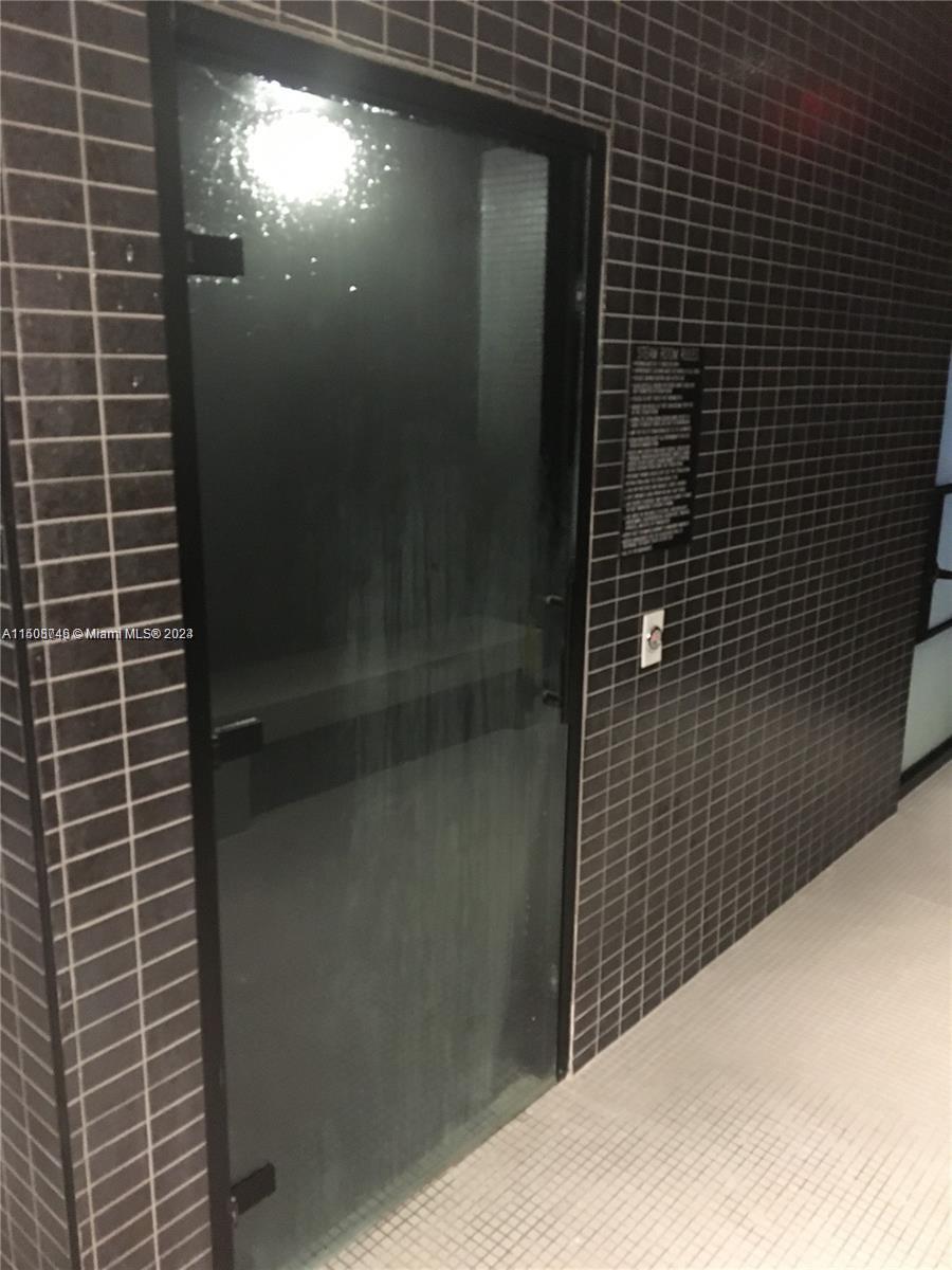 121 NE 34th St 2015, Miami, Florida 33137, 1 Bedroom Bedrooms, ,1 BathroomBathrooms,Residential,For Sale,121 NE 34th St 2015,A11508746