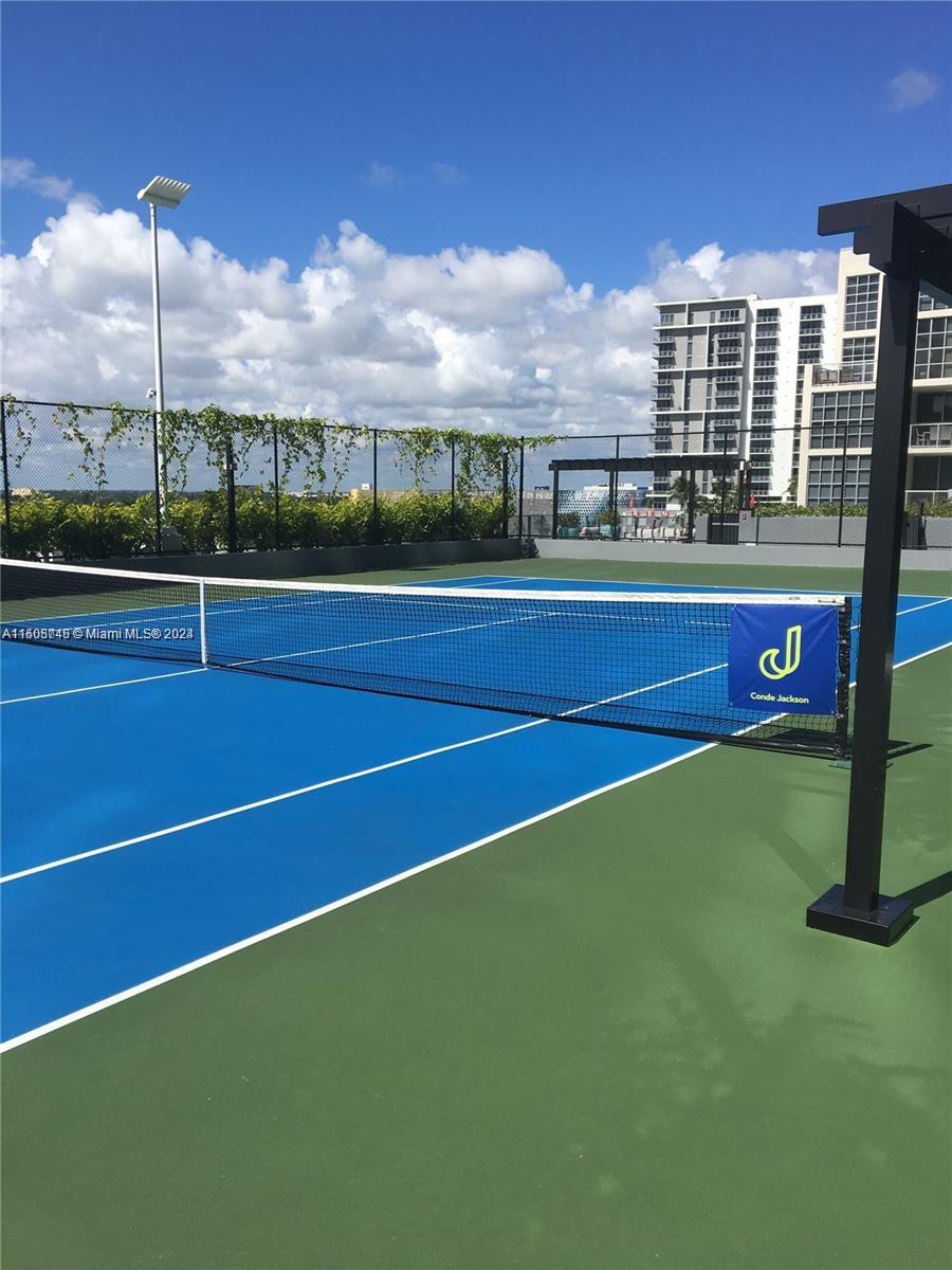 121 NE 34th St 2015, Miami, Florida 33137, 1 Bedroom Bedrooms, ,1 BathroomBathrooms,Residential,For Sale,121 NE 34th St 2015,A11508746