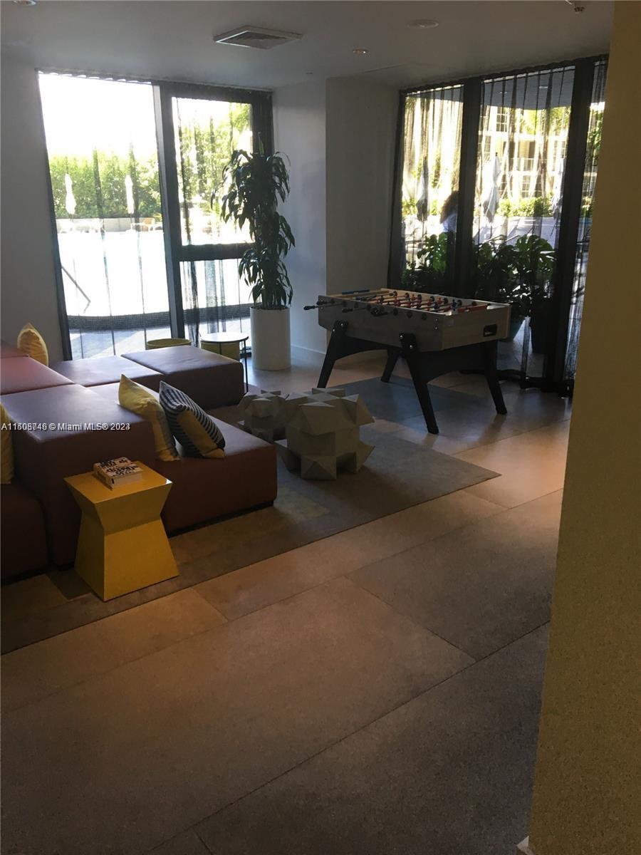 121 NE 34th St 2015, Miami, Florida 33137, 1 Bedroom Bedrooms, ,1 BathroomBathrooms,Residential,For Sale,121 NE 34th St 2015,A11508746