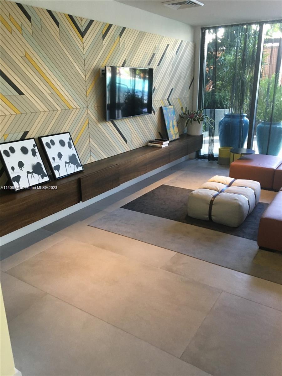 121 NE 34th St 2015, Miami, Florida 33137, 1 Bedroom Bedrooms, ,1 BathroomBathrooms,Residential,For Sale,121 NE 34th St 2015,A11508746