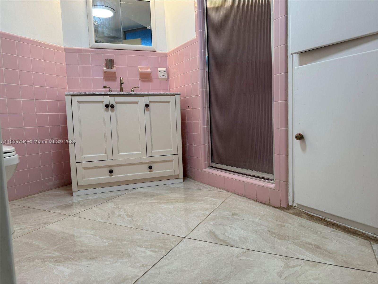 1920 Ocean Dr, Fort Lauderdale, FL, 33316 United States, 3 Bedrooms Bedrooms, ,3 BathroomsBathrooms,Residential,For Sale,Ocean Dr,A11508794