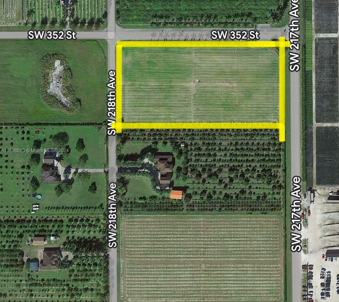 352  35200 SW 217th Ave  For Sale A11508815, FL
