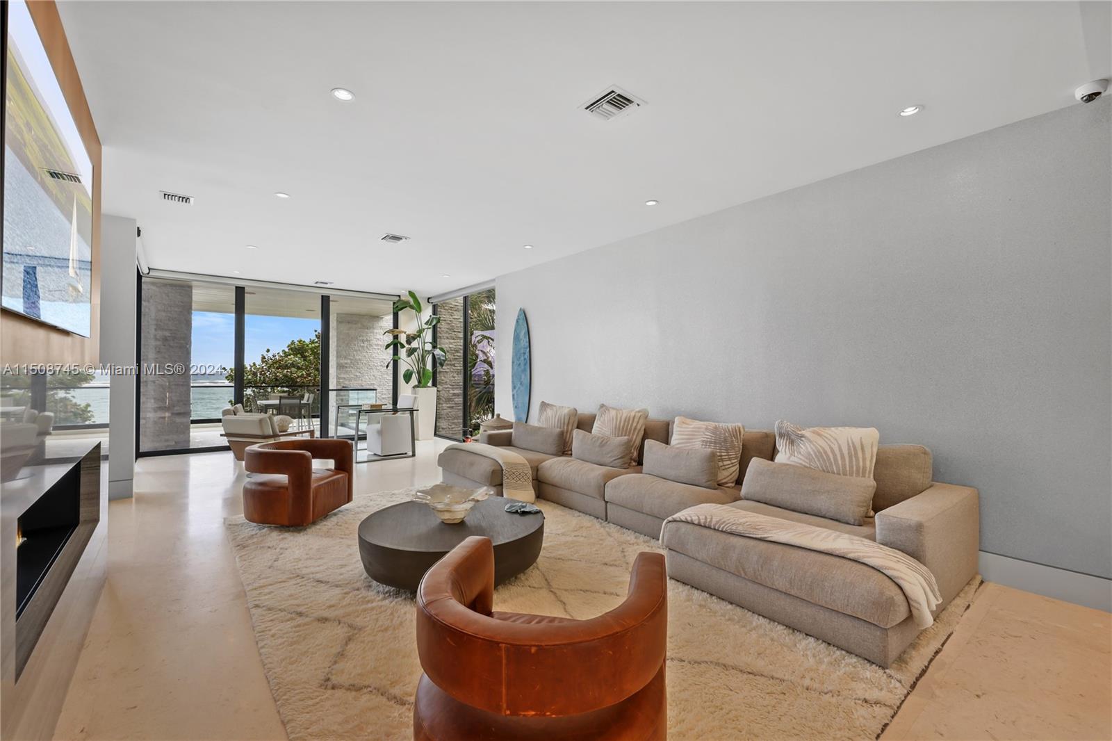 2004 Bay Dr, Pompano Beach, FL, 33062 United States, 6 Bedrooms Bedrooms, ,6 BathroomsBathrooms,Residential,For Sale,Bay Dr,A11508745