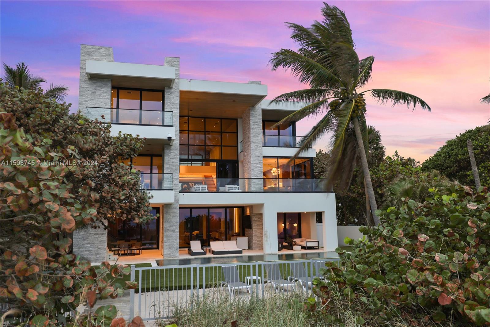 2004 Bay Dr, Pompano Beach, FL, 33062 United States, 6 Bedrooms Bedrooms, ,6 BathroomsBathrooms,Residential,For Sale,Bay Dr,A11508745
