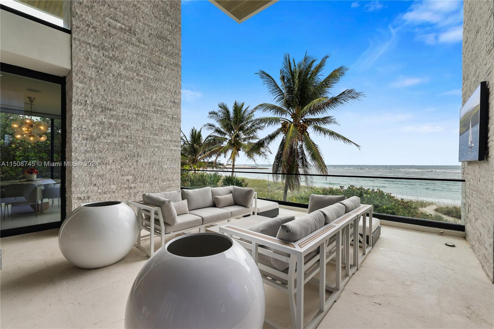 2004 Bay Dr, Pompano Beach, FL, 33062 United States, 6 Bedrooms Bedrooms, ,6 BathroomsBathrooms,Residential,For Sale,Bay Dr,A11508745