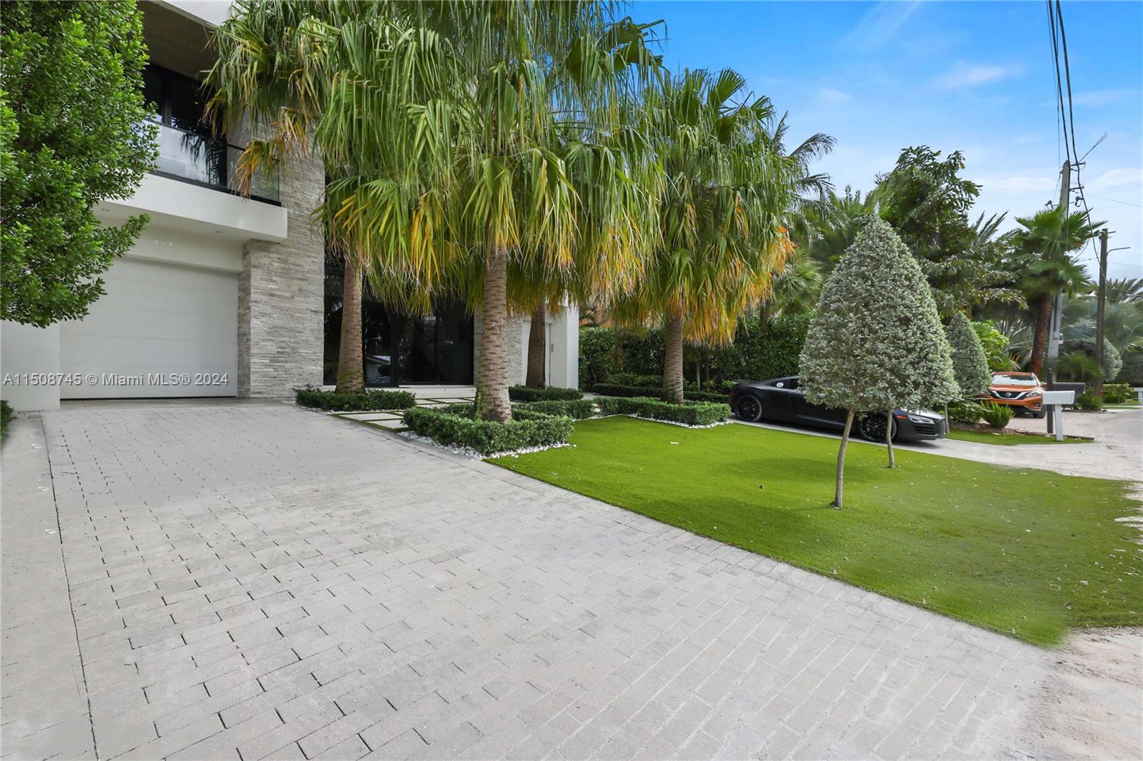 2004 Bay Dr, Pompano Beach, FL, 33062 United States, 6 Bedrooms Bedrooms, ,6 BathroomsBathrooms,Residential,For Sale,Bay Dr,A11508745
