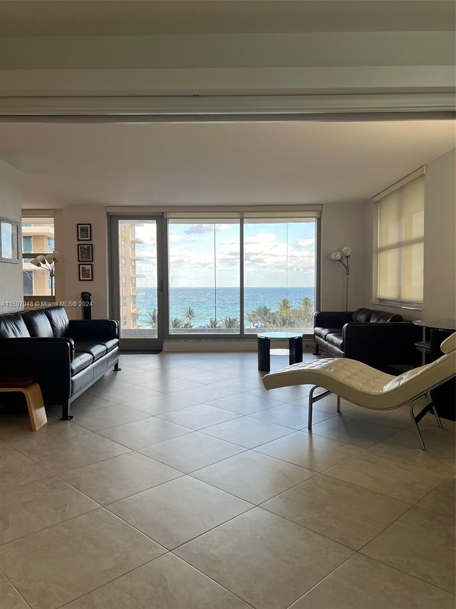 1920 S Ocean Dr 6B, Hallandale Beach, Florida 33009, 2 Bedrooms Bedrooms, ,2 BathroomsBathrooms,Residential,For Sale,1920 S Ocean Dr 6B,A11507948