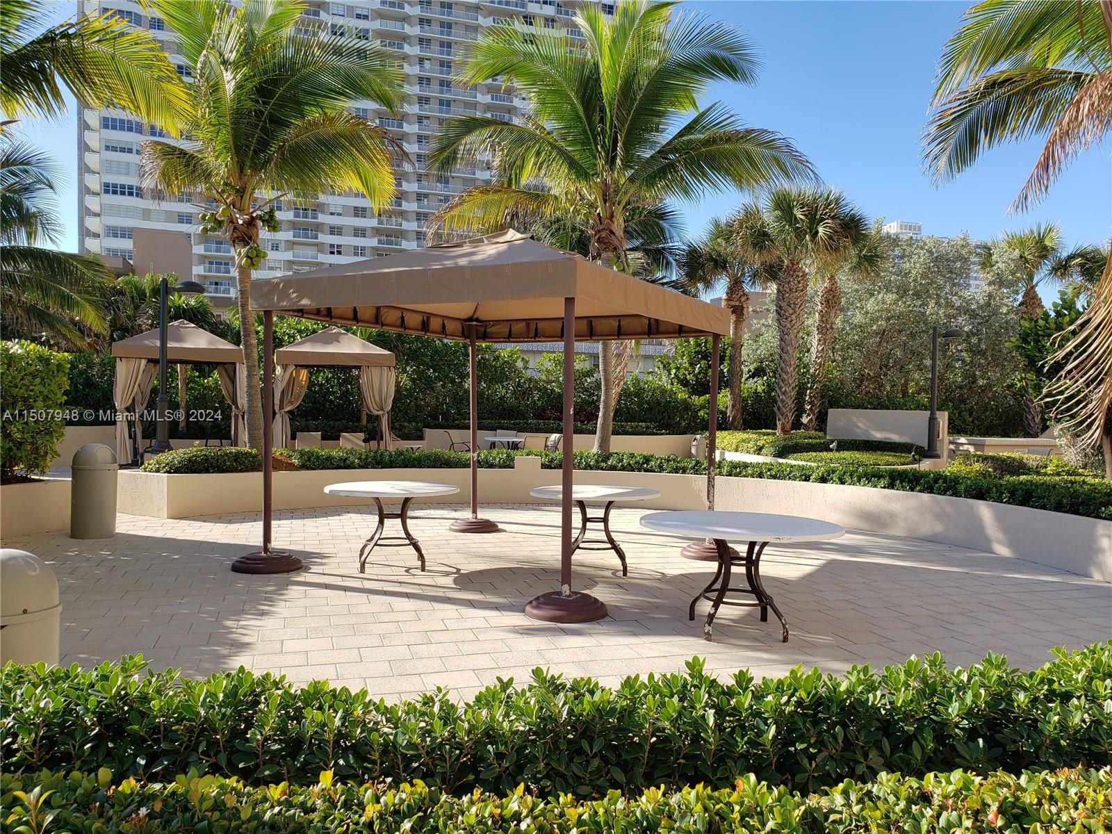 1920 S Ocean Dr 6B, Hallandale Beach, Florida 33009, 2 Bedrooms Bedrooms, ,2 BathroomsBathrooms,Residential,For Sale,1920 S Ocean Dr 6B,A11507948