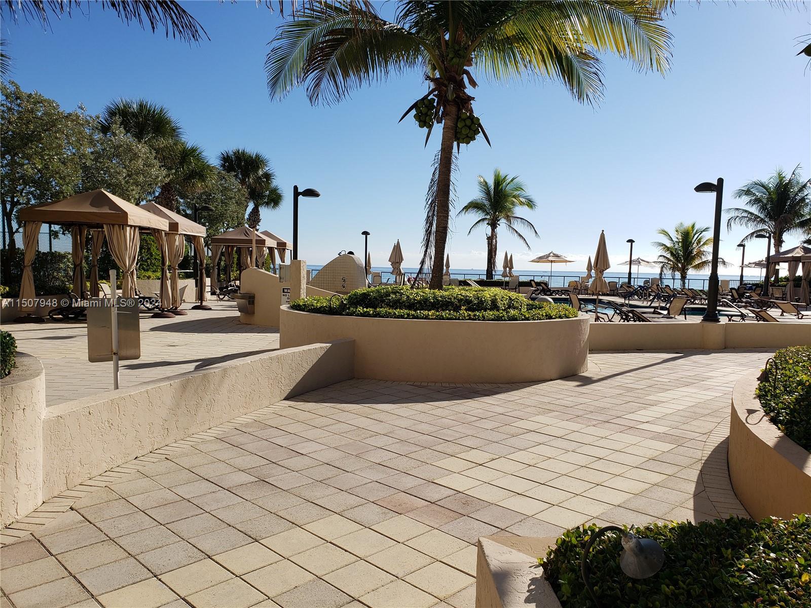 1920 S Ocean Dr 6B, Hallandale Beach, Florida 33009, 2 Bedrooms Bedrooms, ,2 BathroomsBathrooms,Residential,For Sale,1920 S Ocean Dr 6B,A11507948