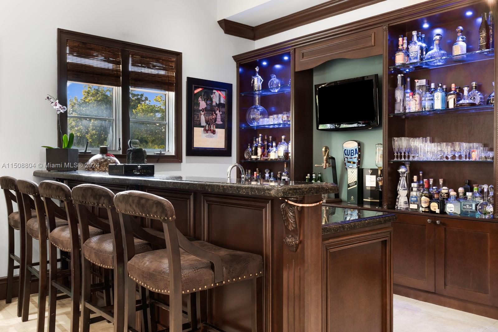 7538 SW 64th St, South Miami, FL 33143, 7 Bedrooms Bedrooms, ,6 BathroomsBathrooms,Residential,For Sale,64th St,A11508804