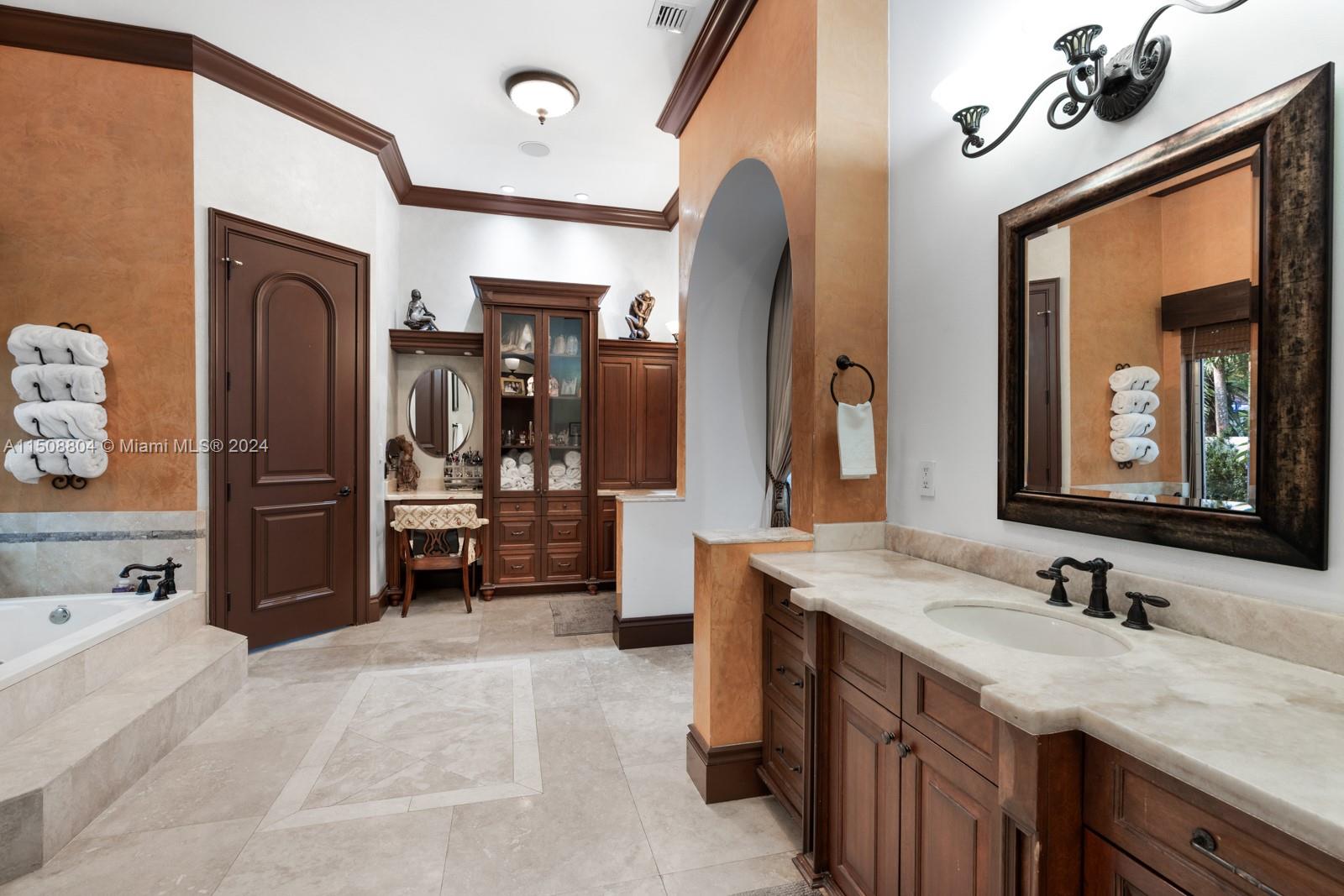 7538 SW 64th St, South Miami, FL 33143, 7 Bedrooms Bedrooms, ,6 BathroomsBathrooms,Residential,For Sale,64th St,A11508804