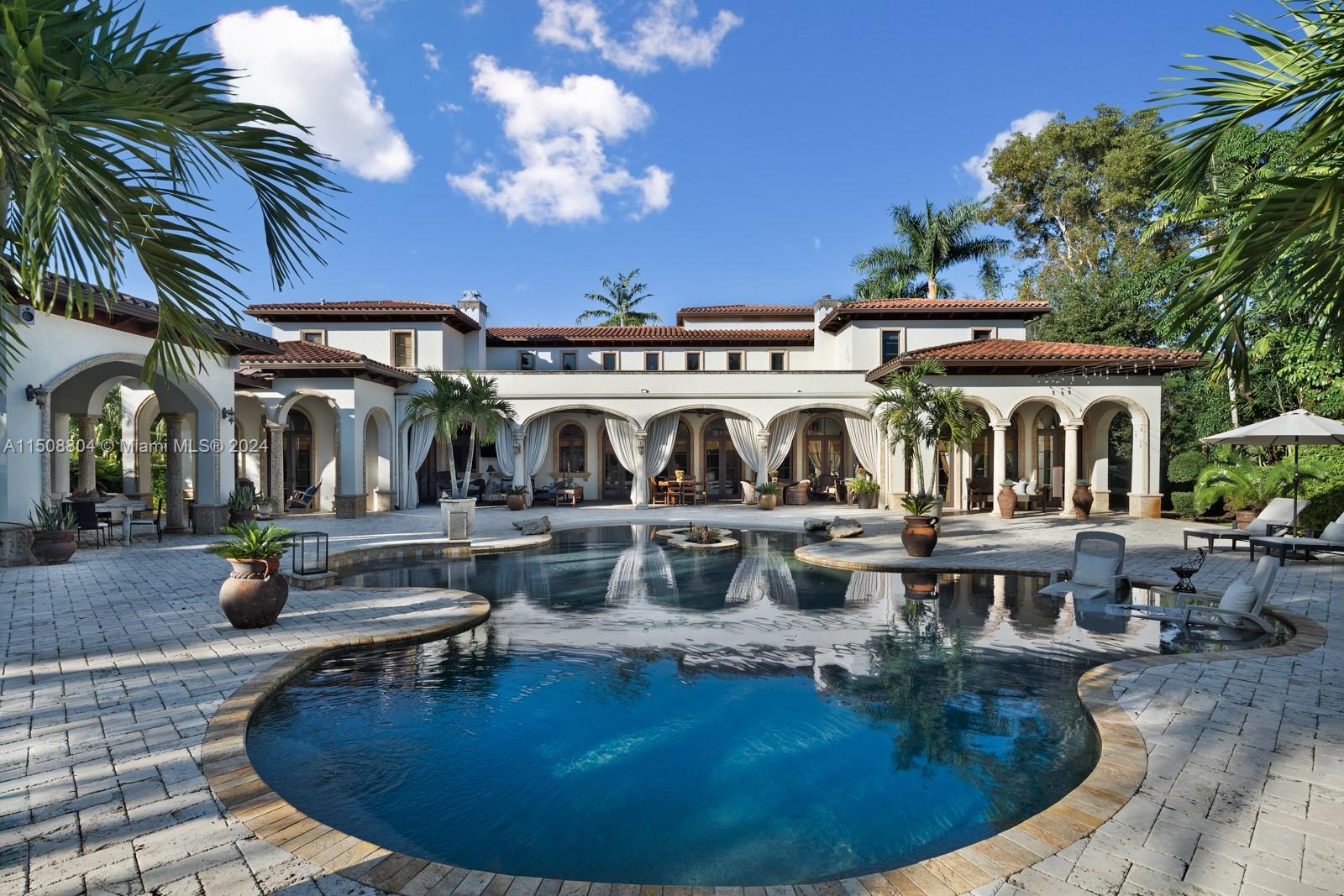 7538 SW 64th St, South Miami, FL 33143, 7 Bedrooms Bedrooms, ,6 BathroomsBathrooms,Residential,For Sale,64th St,A11508804