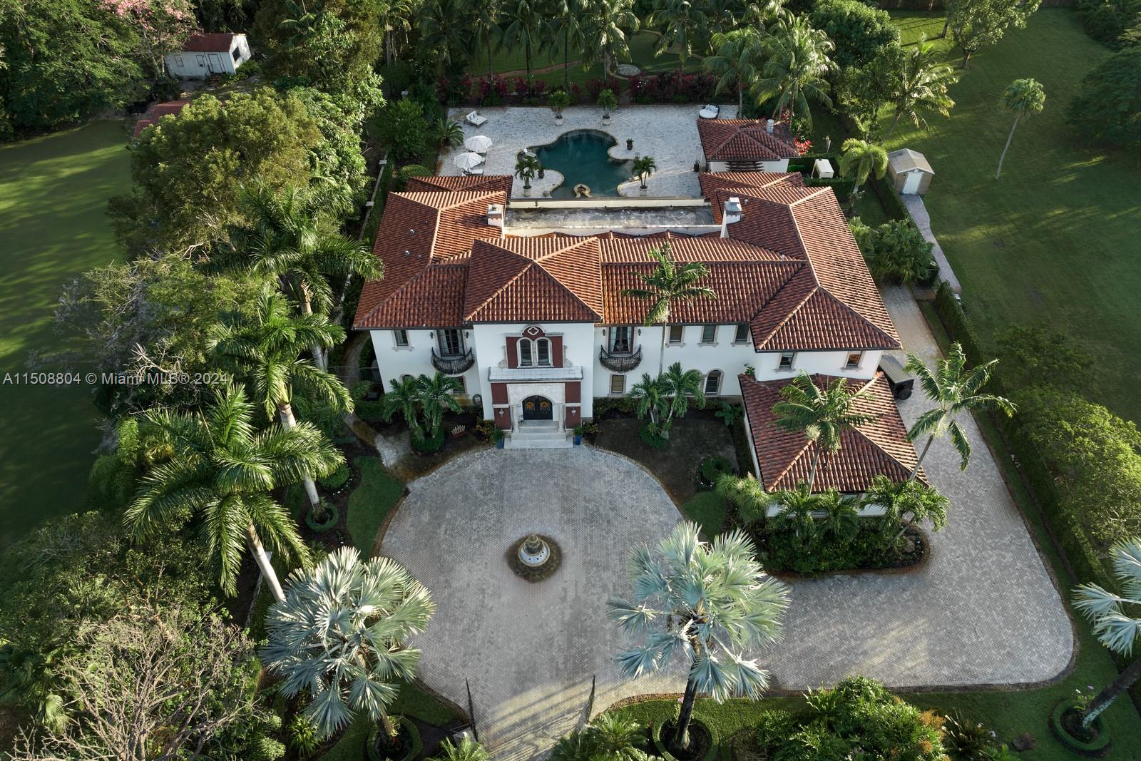 7538 SW 64th St, South Miami, FL 33143, 7 Bedrooms Bedrooms, ,6 BathroomsBathrooms,Residential,For Sale,64th St,A11508804