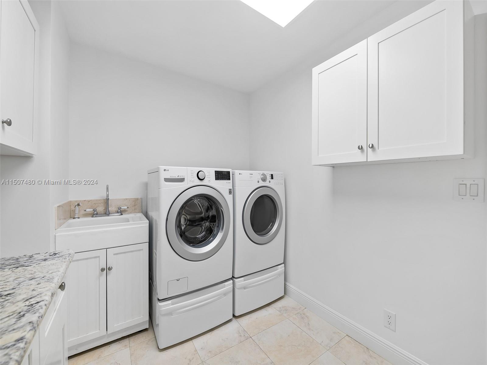 2137 IMPERIAL POINT DR, Fort Lauderdale, FL, 33308 United States, 3 Bedrooms Bedrooms, ,3 BathroomsBathrooms,Residential,For Sale,IMPERIAL POINT DR,A11507480