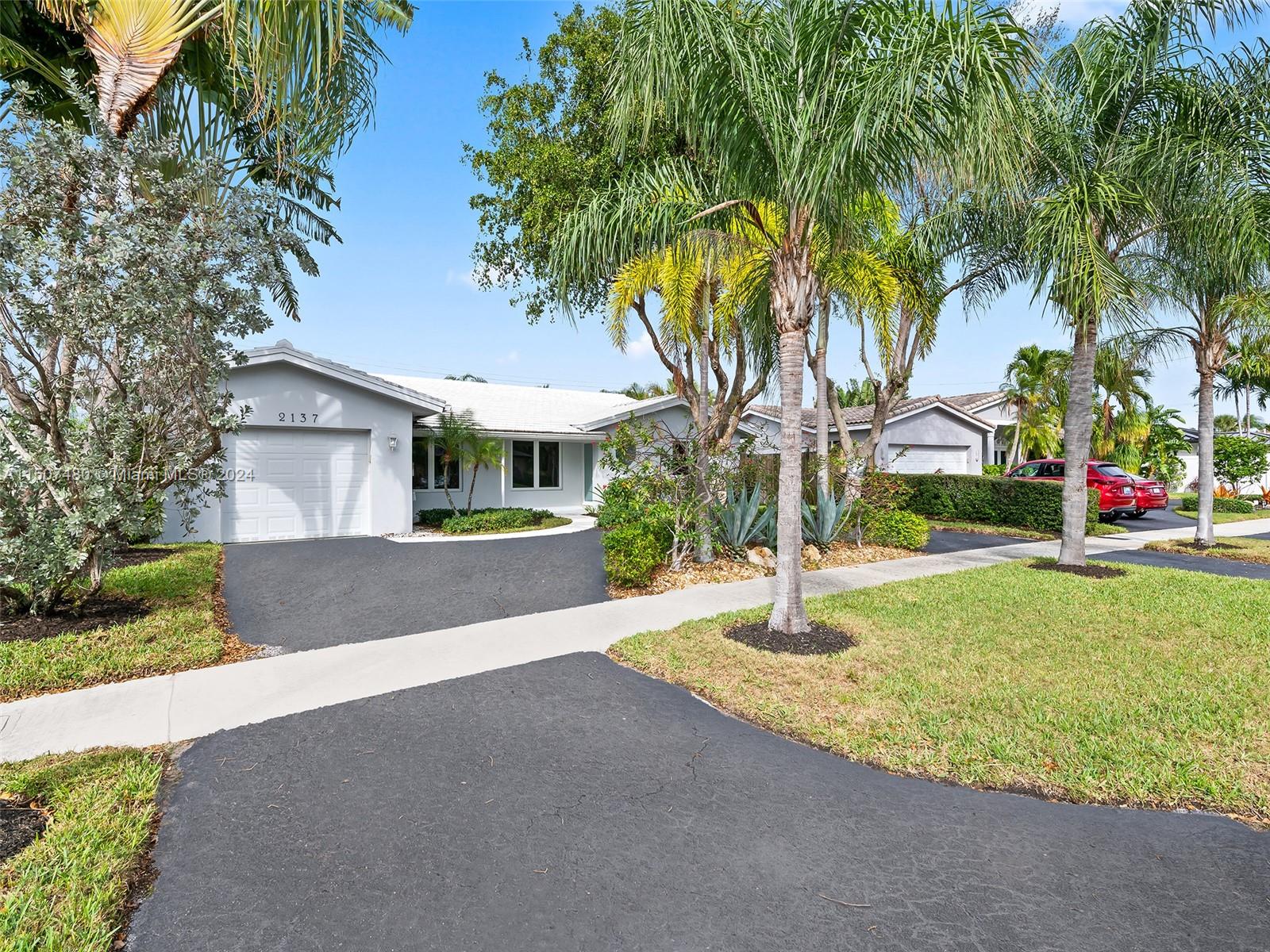 2137 IMPERIAL POINT DR, Fort Lauderdale, FL, 33308 United States, 3 Bedrooms Bedrooms, ,3 BathroomsBathrooms,Residential,For Sale,IMPERIAL POINT DR,A11507480