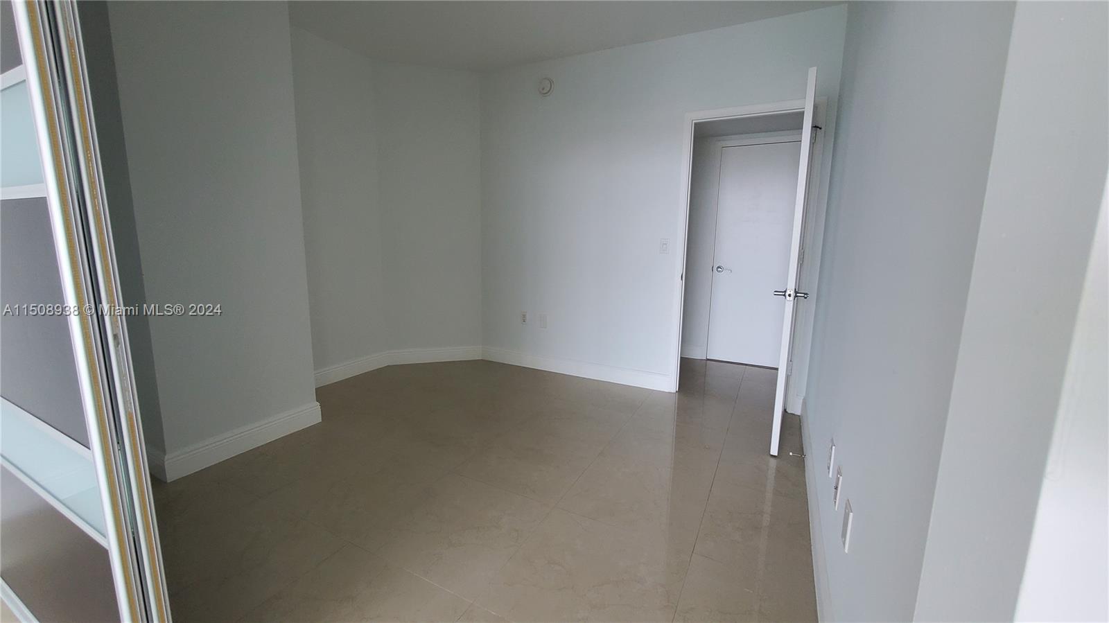 19400 Turnberry Way 932, Aventura, Florida 33180, 2 Bedrooms Bedrooms, ,3 BathroomsBathrooms,Residentiallease,For Rent,19400 Turnberry Way 932,A11508938