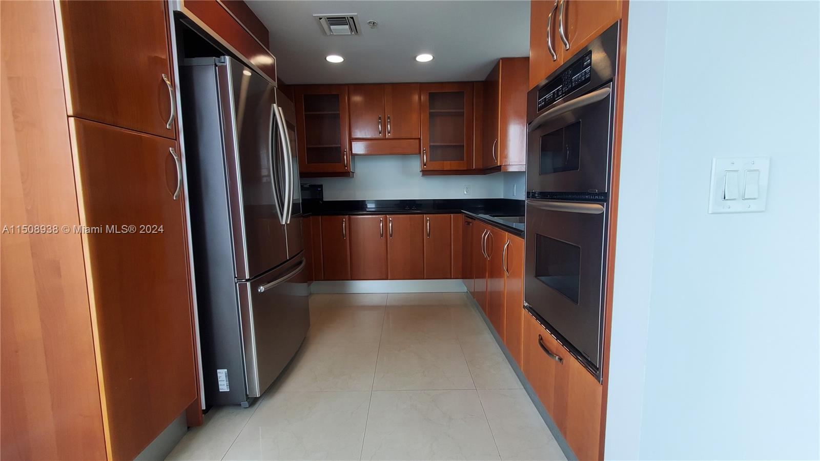 19400 Turnberry Way 932, Aventura, Florida 33180, 2 Bedrooms Bedrooms, ,3 BathroomsBathrooms,Residentiallease,For Rent,19400 Turnberry Way 932,A11508938