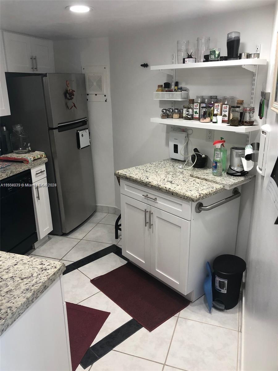 3180 S Ocean Dr 1405, Hallandale Beach, Florida 33009, ,1 BathroomBathrooms,Residentiallease,For Rent,3180 S Ocean Dr 1405,A11508979