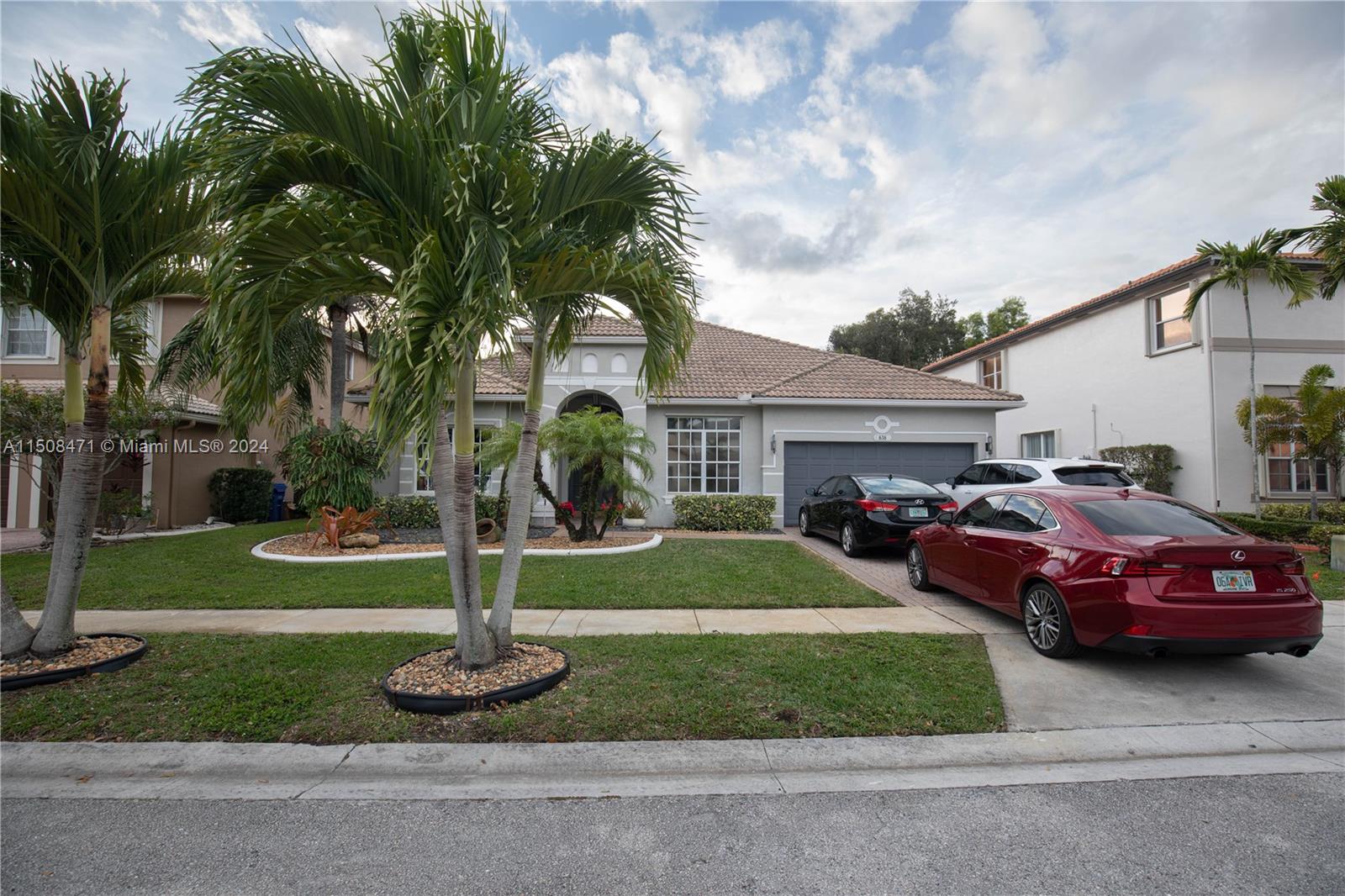 636 SW 168th Ln  For Sale A11508471, FL